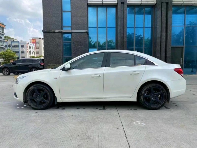 东莞12年雪佛兰科鲁兹4