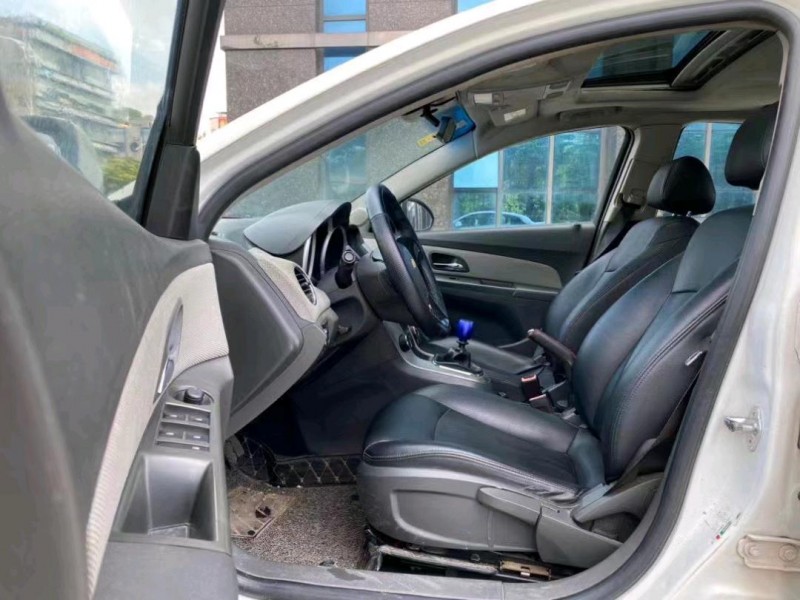 东莞12年雪佛兰科鲁兹7