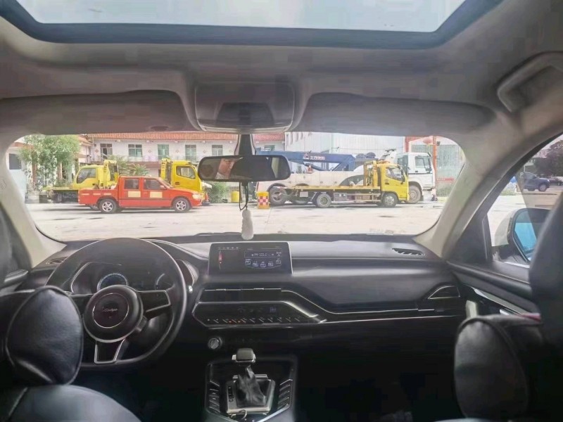 保定18年众泰T5005