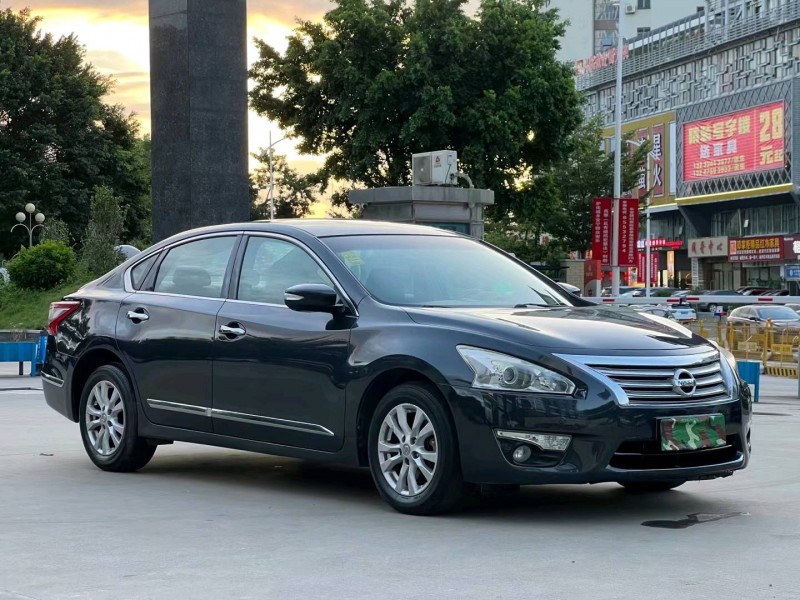 东莞13年日产天籁6