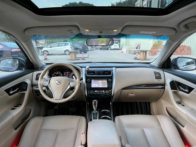 东莞13年日产天籁4