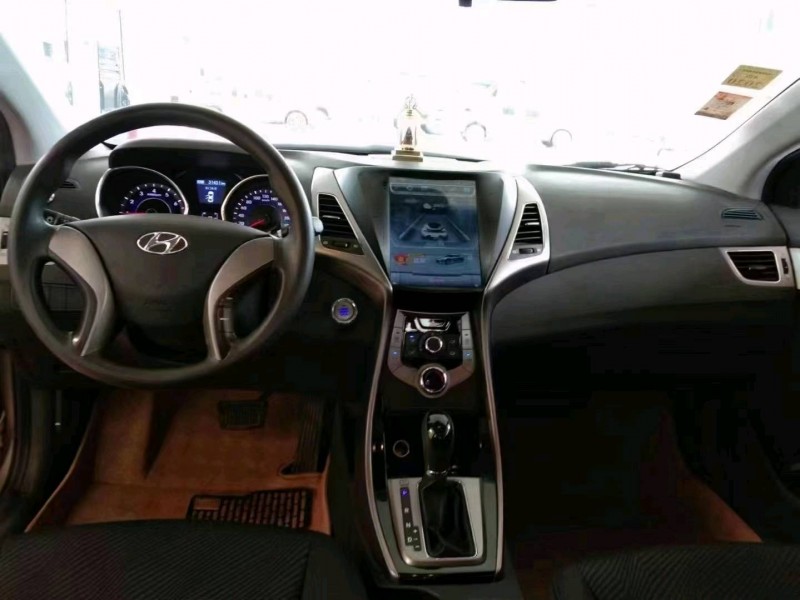 保定14年现代朗动7