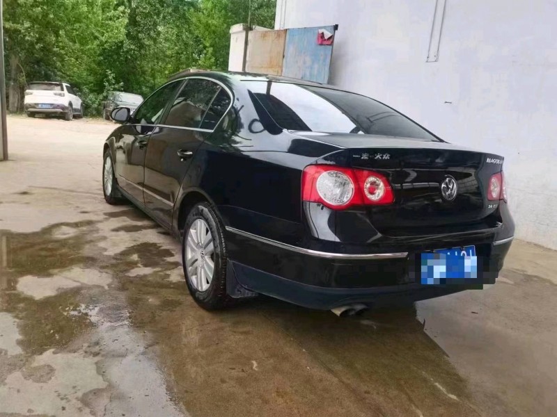 保定10年大众迈腾8