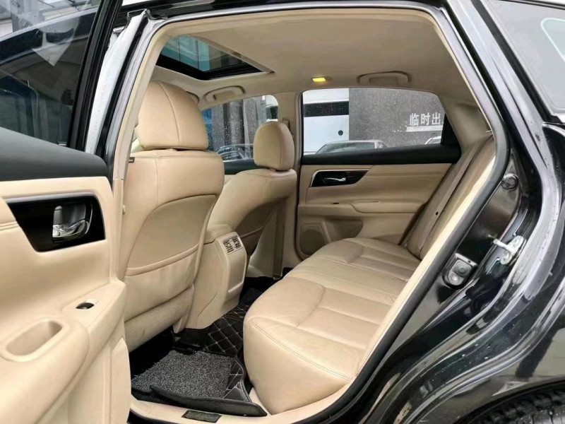 东莞17年日产天籁6