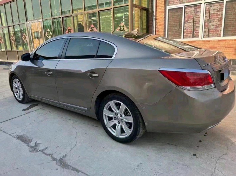 保定11年别克君越5