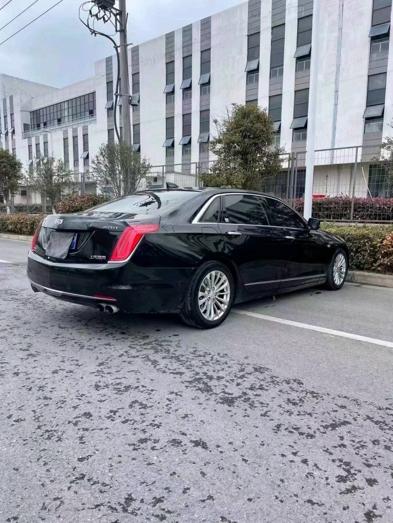 徐州16年凯迪拉克CT67