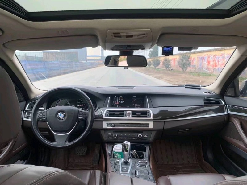 北京17年宝马5系5