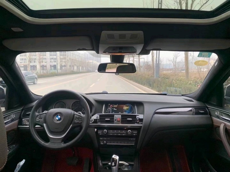 北京16年宝马X44