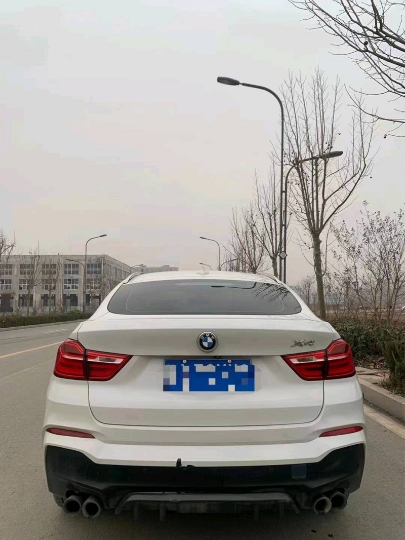 北京16年宝马X48