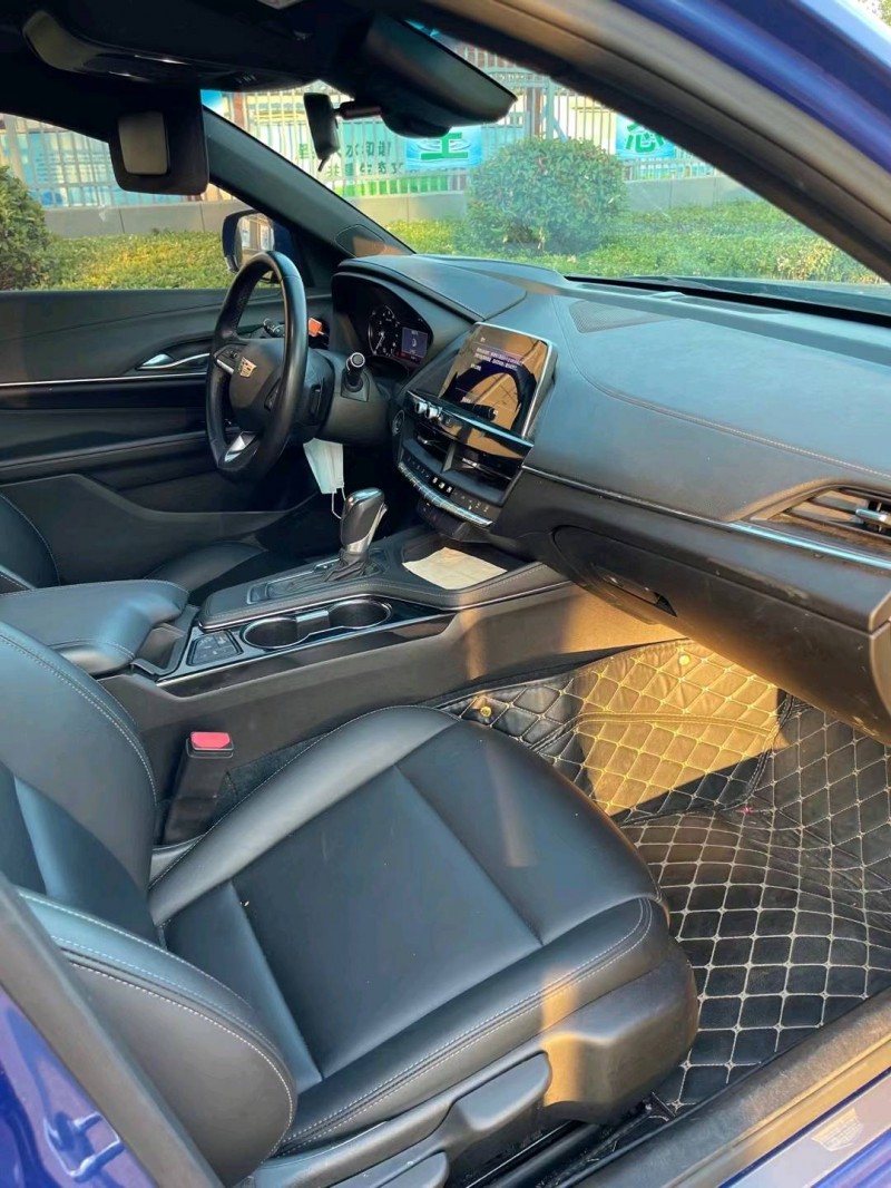 徐州20年凯迪拉克CT45