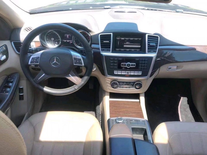 东营13年奔驰GL6