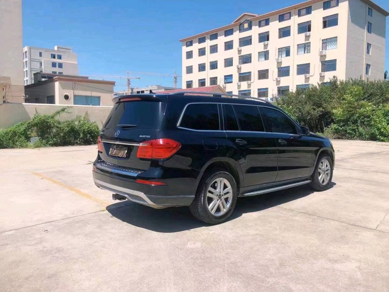 东营13年奔驰GL1