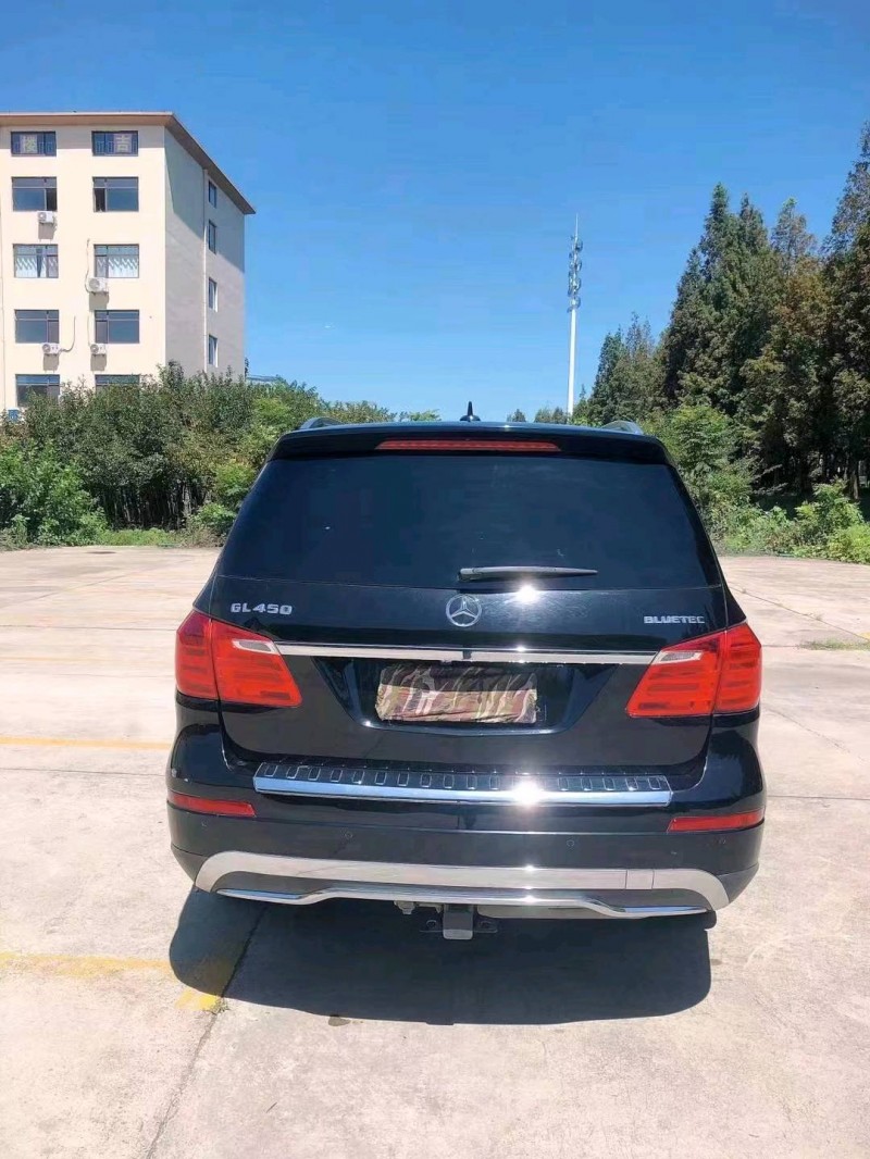 东营13年奔驰GL9