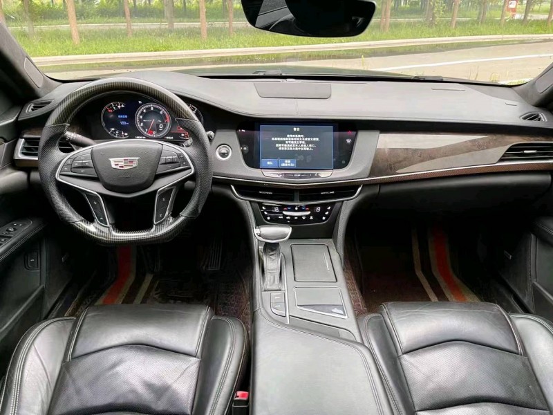 潍坊17年凯迪拉克CT66