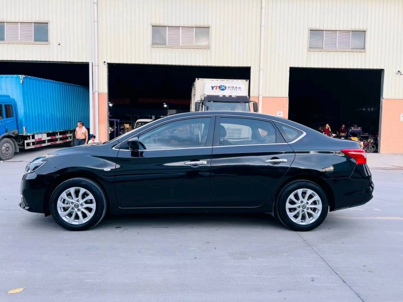 东莞21年日产轩逸8