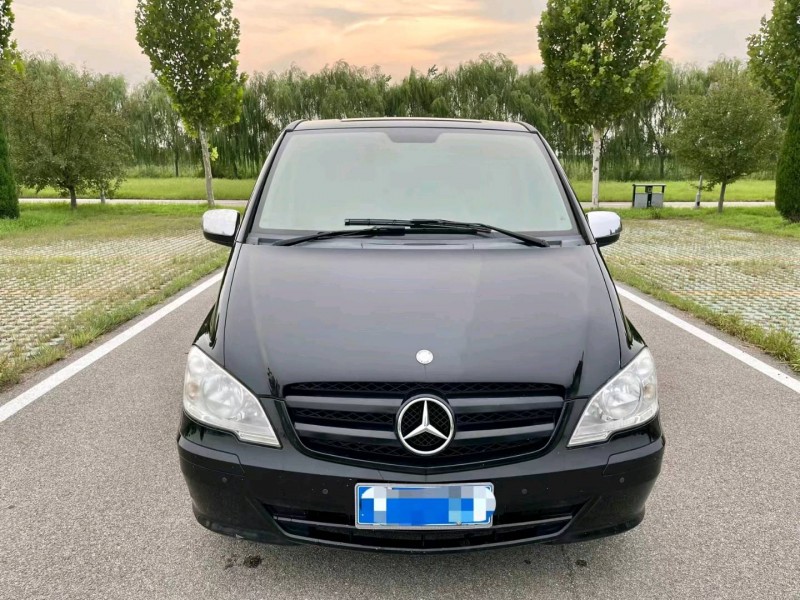 东营15年奔驰威霆1