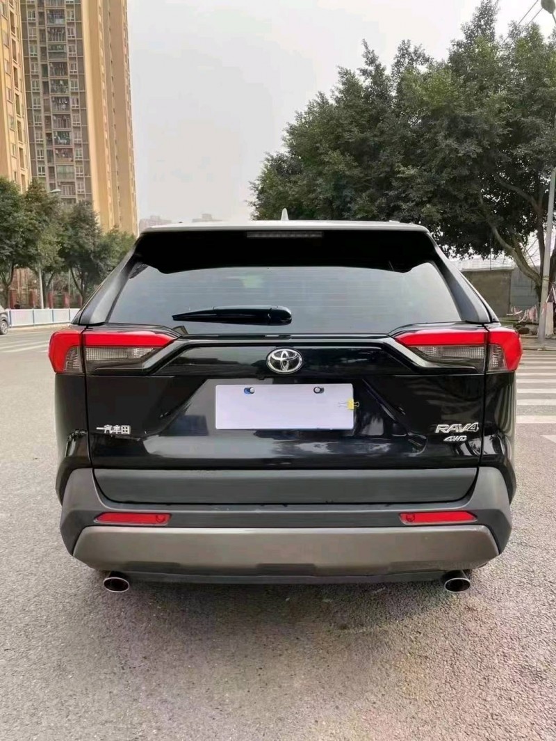 重慶19年豐田RAV4榮放2