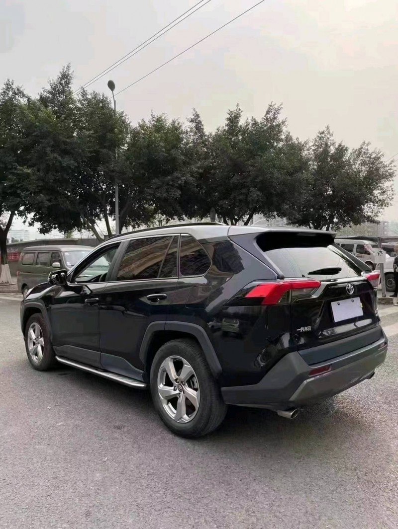 重慶19年豐田RAV4榮放7