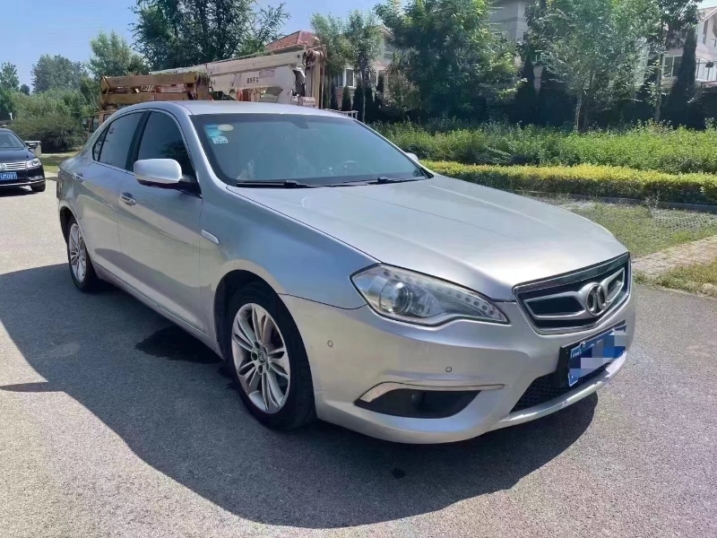 北京14年北汽绅宝D702