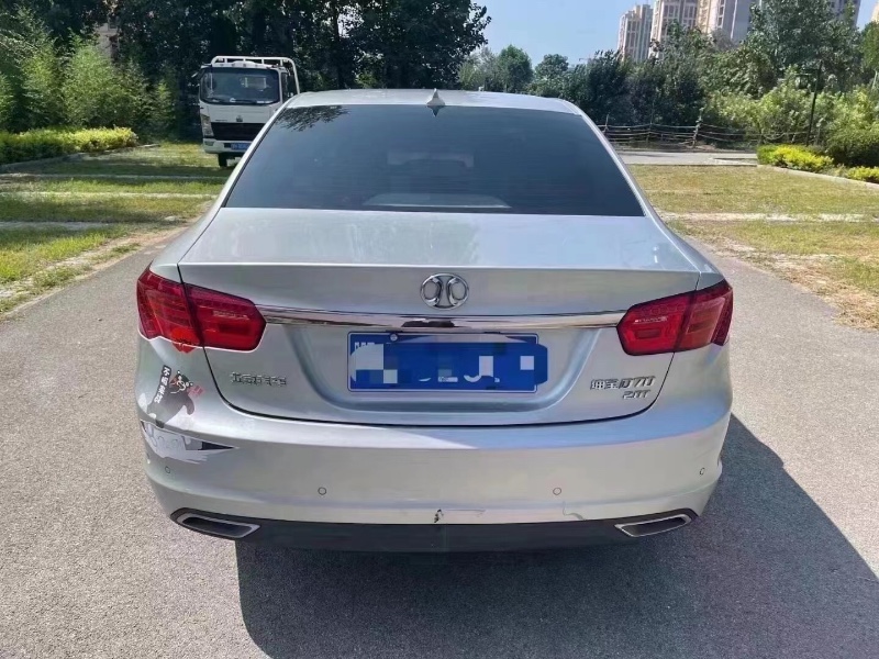 北京14年北汽绅宝D706