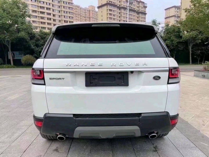 东营17年路虎揽胜运动9