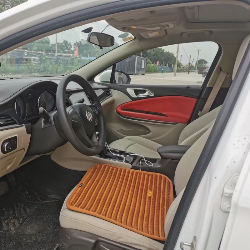 沈阳17年别克威朗4