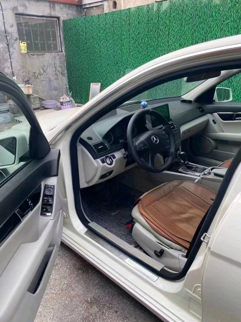 东营10年奔驰C2
