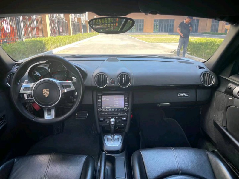 保定12年保时捷Cayenne新能源2