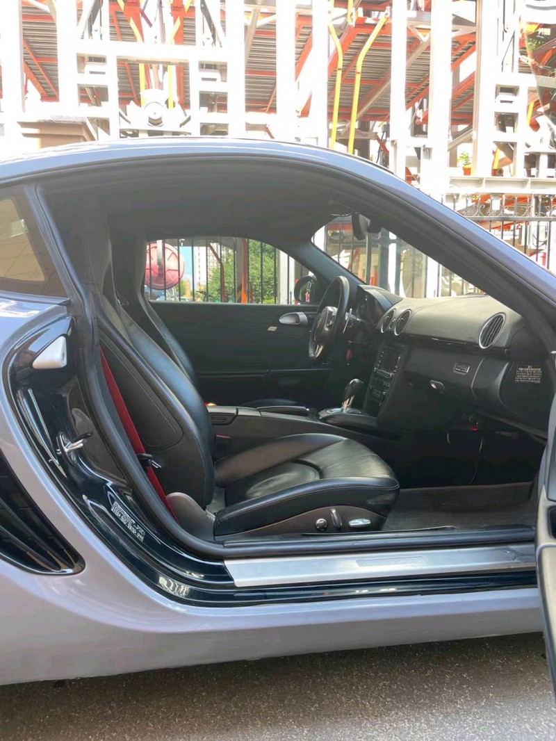 保定12年保时捷Cayenne新能源5