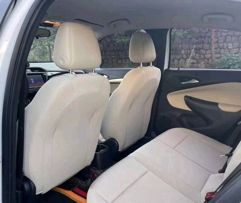 枣庄20年别克凯越3