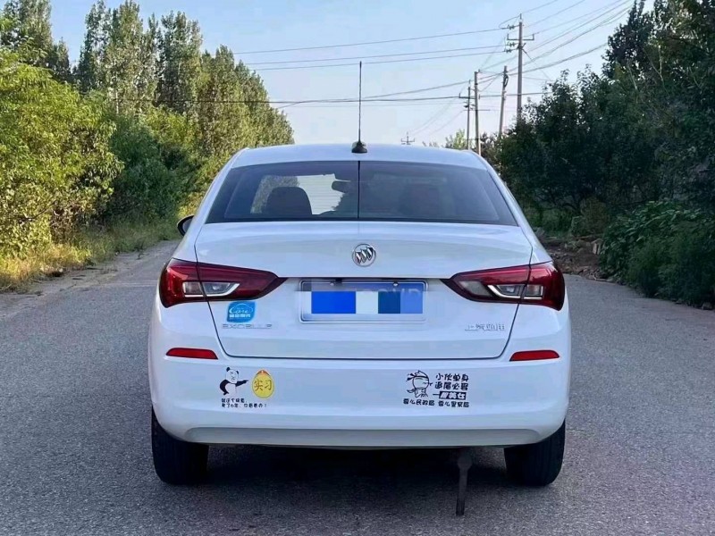 枣庄20年别克凯越1