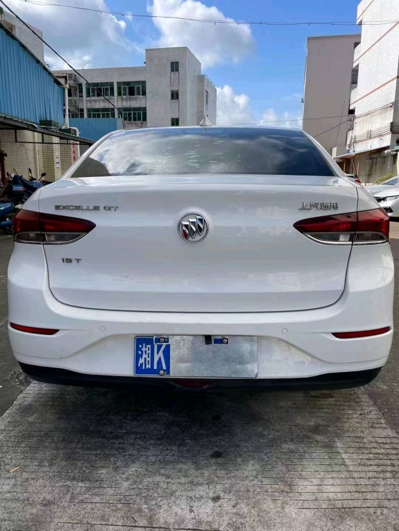 中山18年别克英朗4