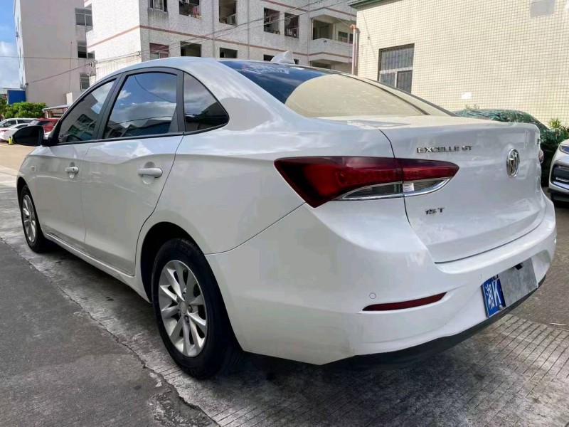 中山18年别克英朗6