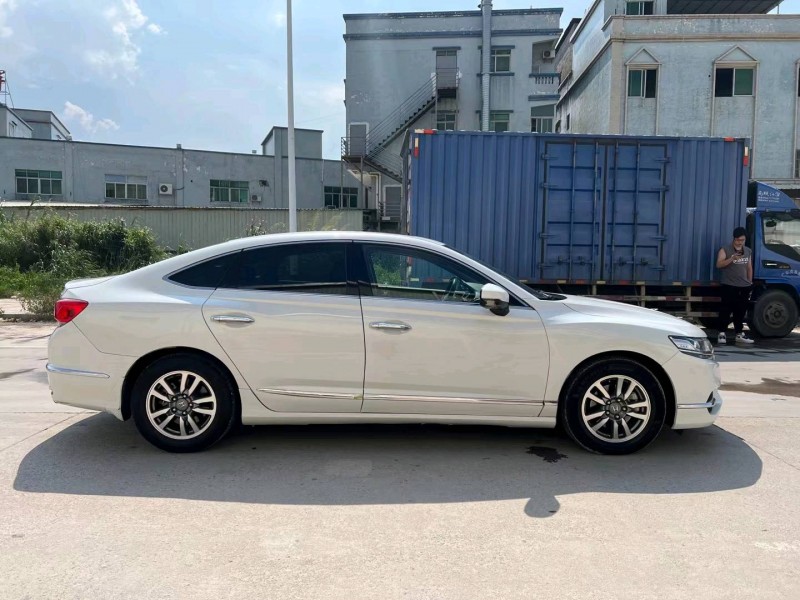 东莞17年本田思铂睿7