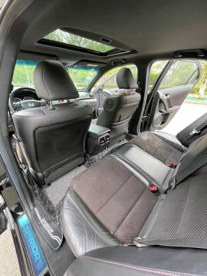 徐州13年本田思铂睿5