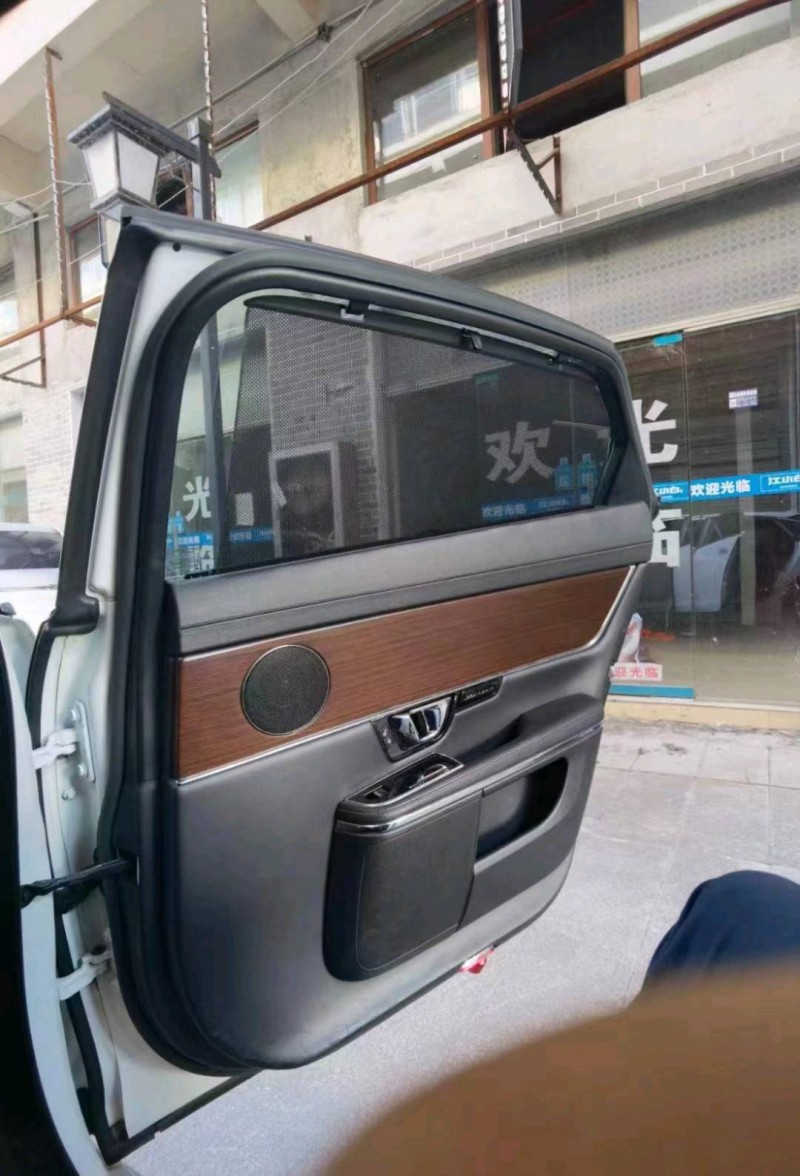 銅仁14年捷豹XJL6