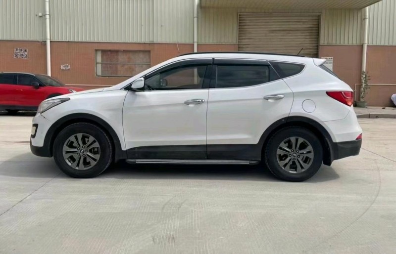 东莞13年现代新胜达3