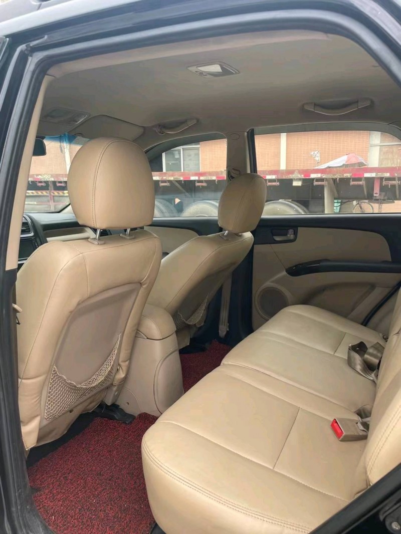 东莞15年起亚狮跑5