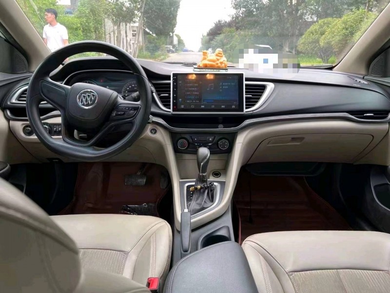 青岛16年别克英朗4