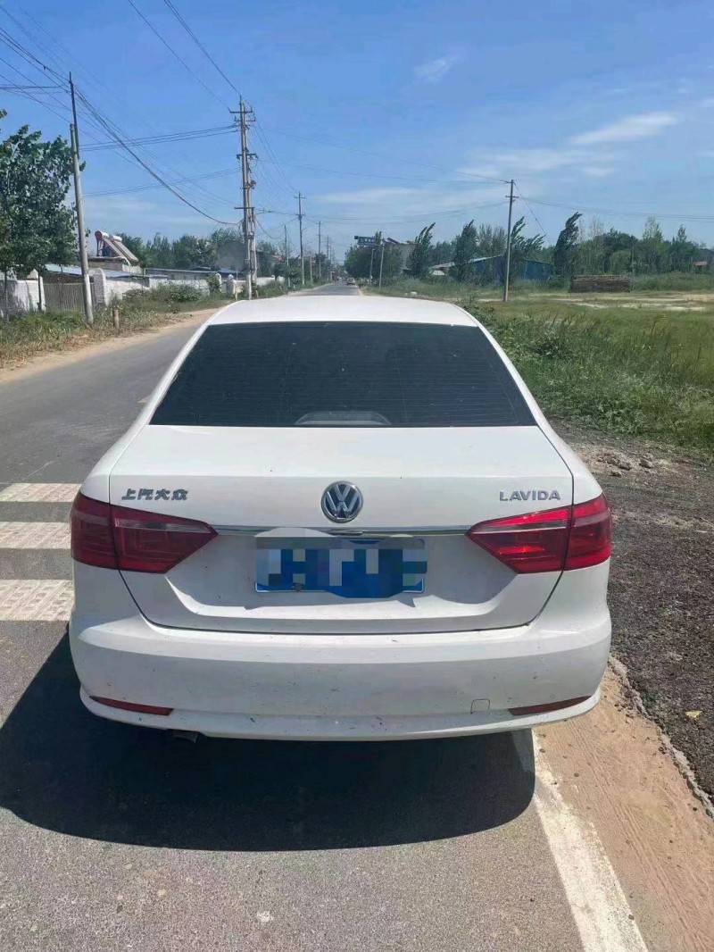 东营17年大众朗逸3