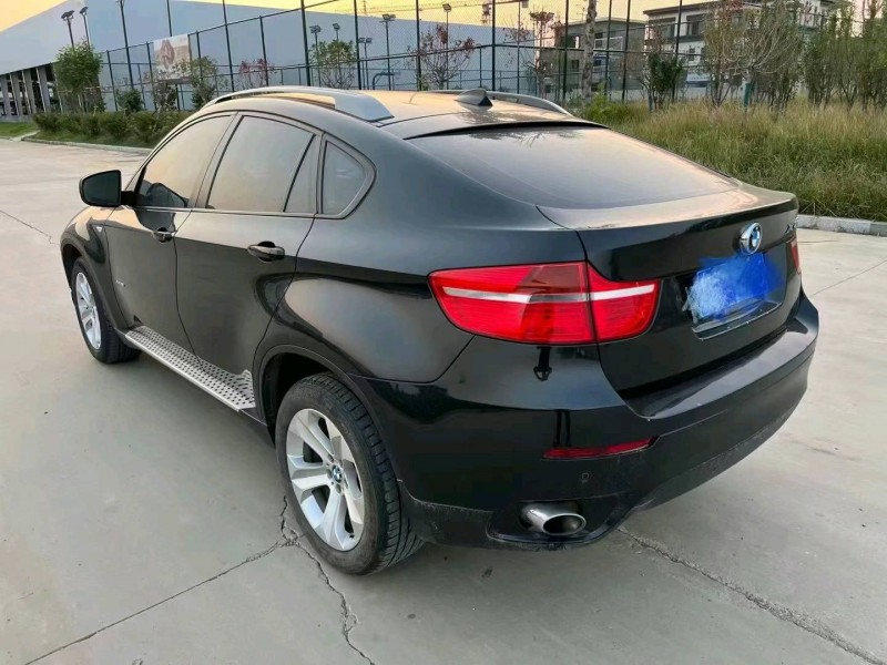 东营09年宝马X68