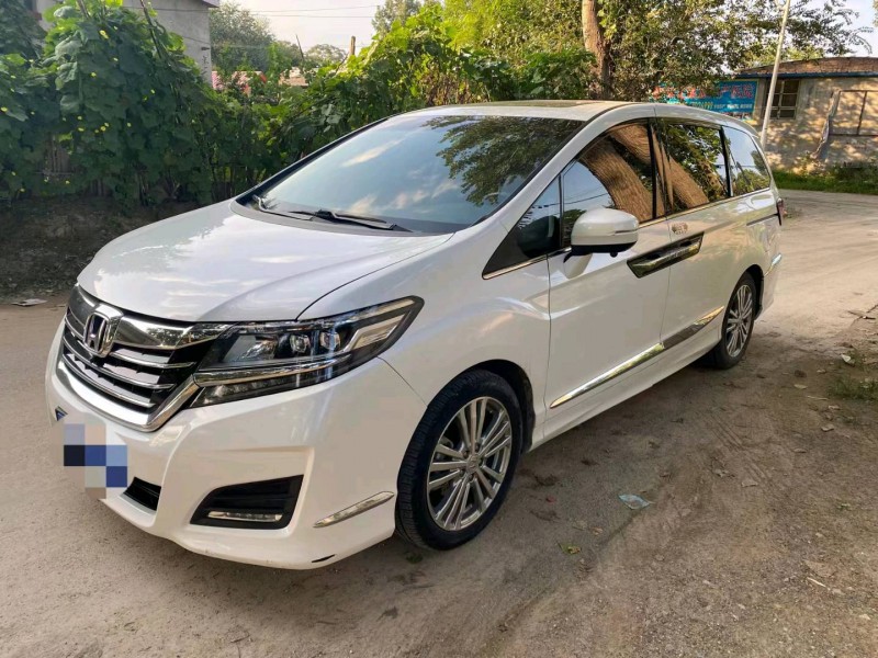 东营18年本田艾力绅2