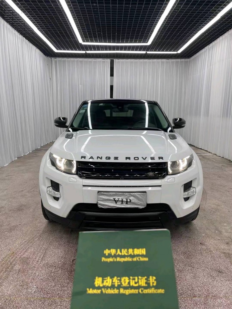 枣庄13年路虎极光1