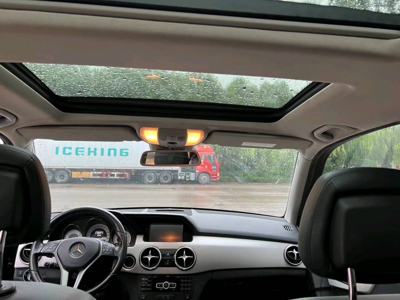 东营13年奔驰GLK7