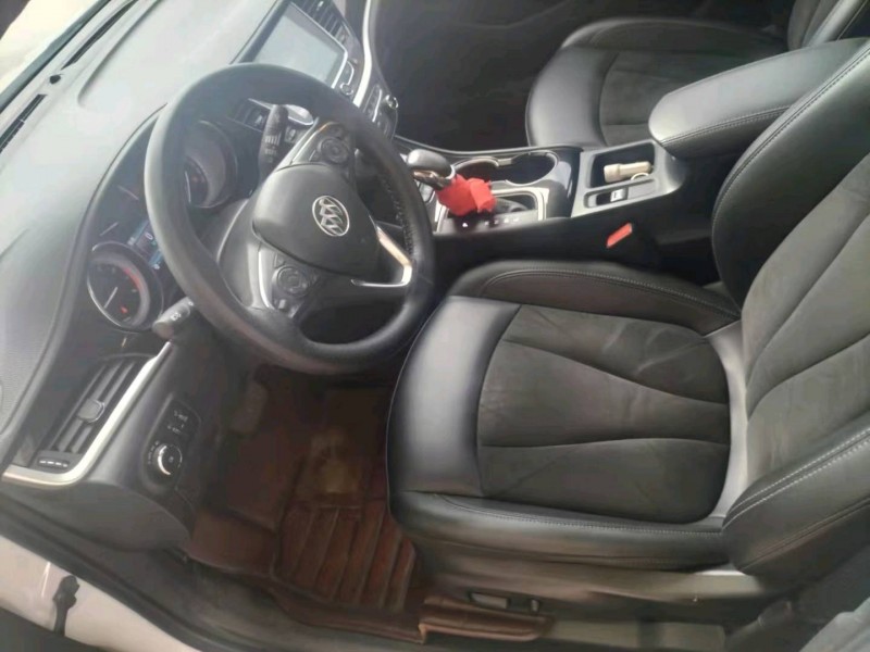 保定17年别克英朗6