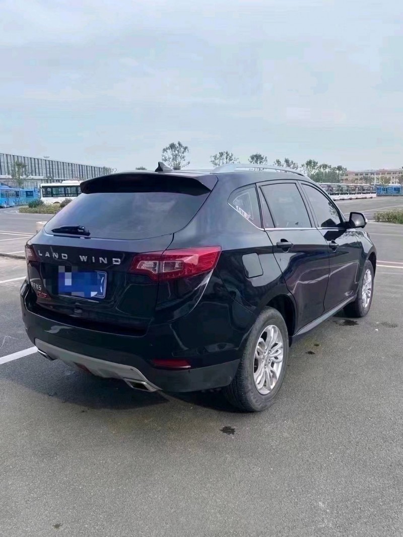 北京17年陆风X56