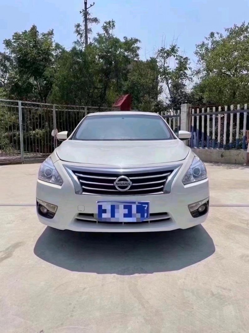 北京16年日产天籁1