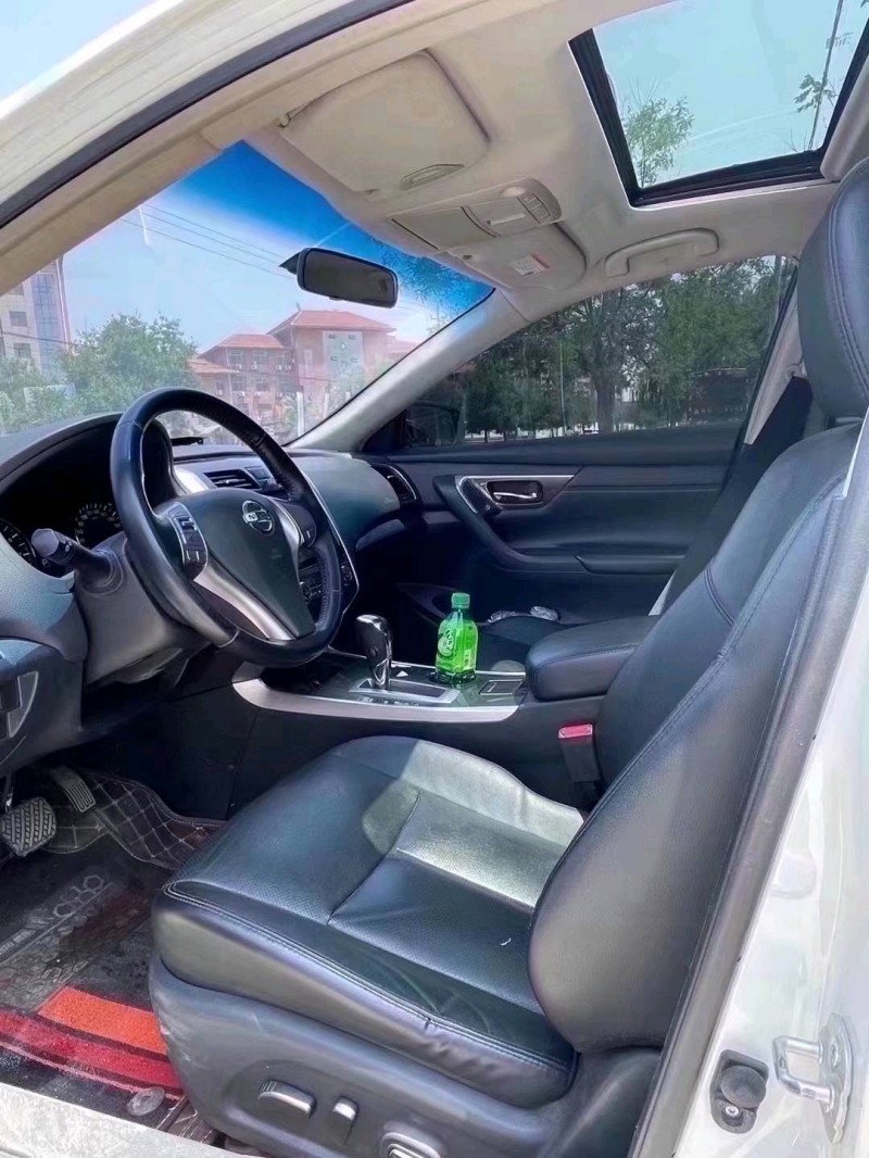 北京16年日产天籁5