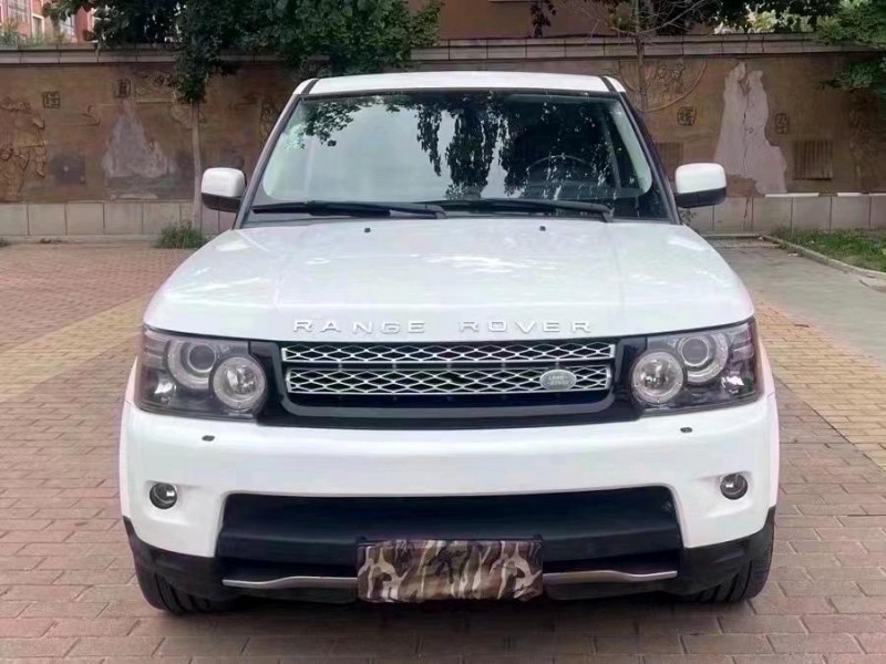 青岛13年路虎揽胜运动1