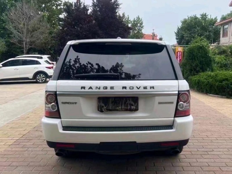 青岛13年路虎揽胜运动6